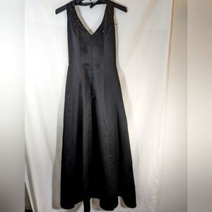 Dave & Johnny by Laura Ryner Prom Dress Black Halter Top Maxi Stone Beading